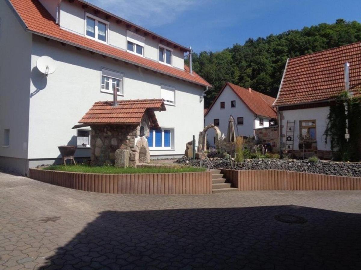 Ferienhaus Zur Kleinen Kneipe ฟลาดุงเงน ภายนอก รูปภาพ